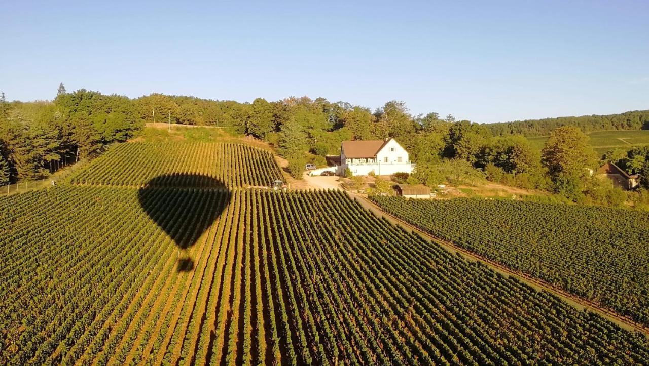 Le Mont Laurent Buxy Luaran gambar